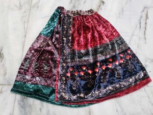 Velvet skirt for girls
