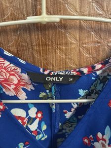 ONLY Floral Print Wrap Top