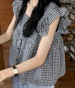 Gingham Ruffle Sleeve Top