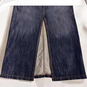 DARK WASH FRONT SLIT MAXI SKIRT