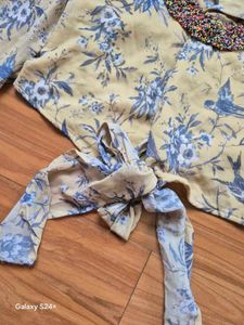 Sassafras chic Bird Print Cropped Blouse