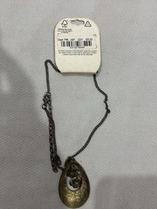 Charming Pink Floral Teardrop Pendant Necklace