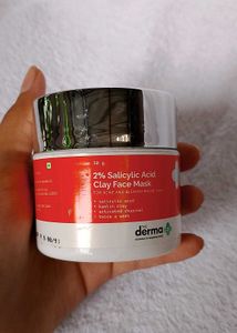 The Derma Co. serum nd face mask