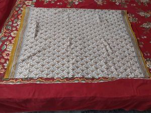 elegant White &amp; Yellow Beautiful Saree🤍✨