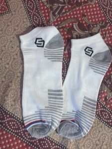 White Athletic gym Socks