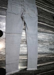 High-Waisted Grey Jeans