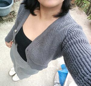 🩶 Maxi skirt from HnM + the gray sweater combo
