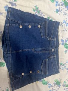 Stylish Denim Skorts
