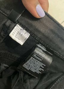 H&amp;M   Loose Fit Trousers