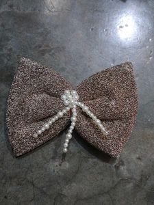 Sparkly Bow Hair Clip with Pearls