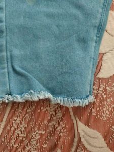 Light Blue Cropped Denim Jeans