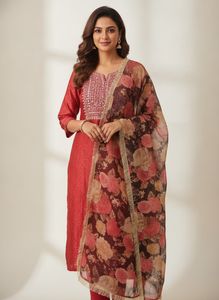 Elegant Red Floral Print Kurta Set