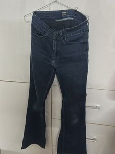 Levi’s Classic Dark Wash Flare Jeans