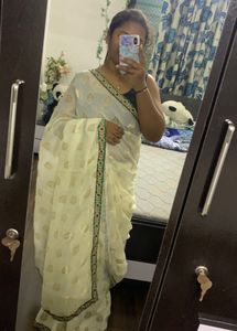 Beautiful Border Saree💫
