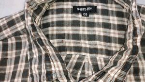 Unisex Apple Cut Design Shirt with Pocket