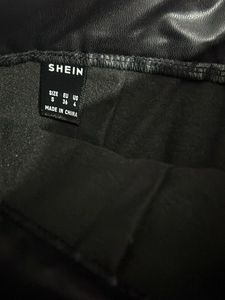 China shein Chic Black Faux Leather Mini Skirt