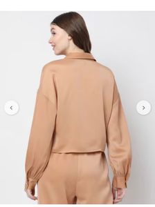 🌸Vero Moda slim-fit shirt
