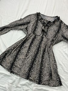 Chic Floral Print Dress