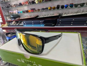 Sporty Black &amp; Yellow Sunglasses