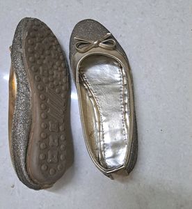 Gold Bellies Flat Shoes. Beautiful Gold Bow And Sequin Work.
