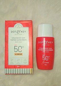 Dot And Key Strawberry Dew TINTED Sunscreen