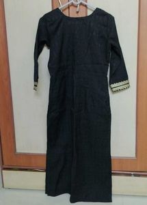 Elegant Black Kurta with Gold Embellishments