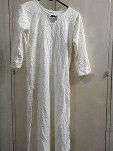 Elegant White Chikankari Kurta
