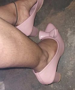 Trendy Heel Stylish Women 👠