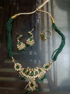 Green Stone Necklace Set with Earrings & Ring