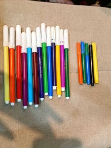 Set of Colorful Sketch Pens + FREE GIFT 🎁