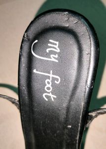 Black Colour Pencil Heel