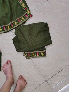 Embroidered Kurta Set for Women