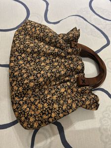 Floral Purse with Wooden Handles