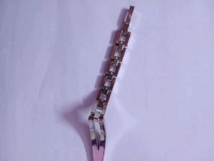 Elegant Gold-Tone Crystal Bracelet