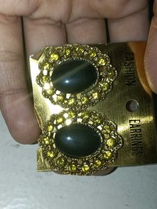 Elegant Oval Stone Earrings