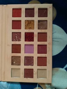 Nude Eyeshadow Palette