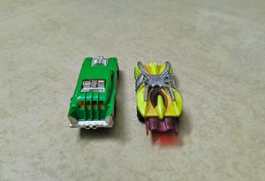 Set of 2 Hot Wheels Collection