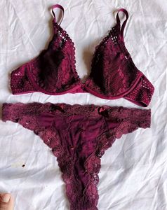 Burgundy Lace Bra with brief 👍