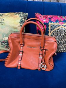 ❌❌sale❌❌AUTHENTIC MK Handbag