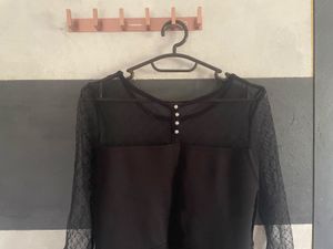 Elegant Black Lace Sleeve Dress