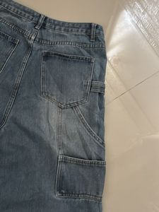 baggy jeans!