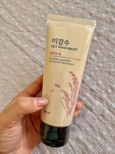 Rice Water Bright Foaming Cleanser