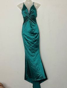Elegant Emerald Green Halter Neck Gown