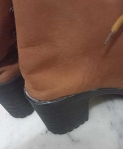 Chunky tan Platform Lace-Up Boots