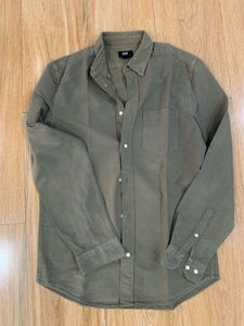 H&M Men's Casual Button-Up Shirt