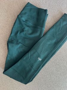 Alo Ribbed High-Waist Leggings