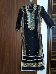 Navy blue Kurta set with Gold Embroidery