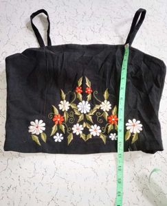 Embroidered Floral Crop Top