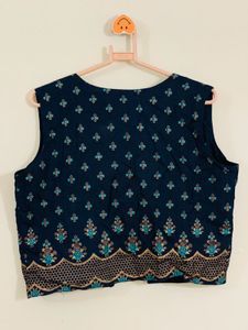 Ethnic Printed Sleeveless Shrug