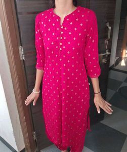 Stylish Pink Kurta Set with Gold Print